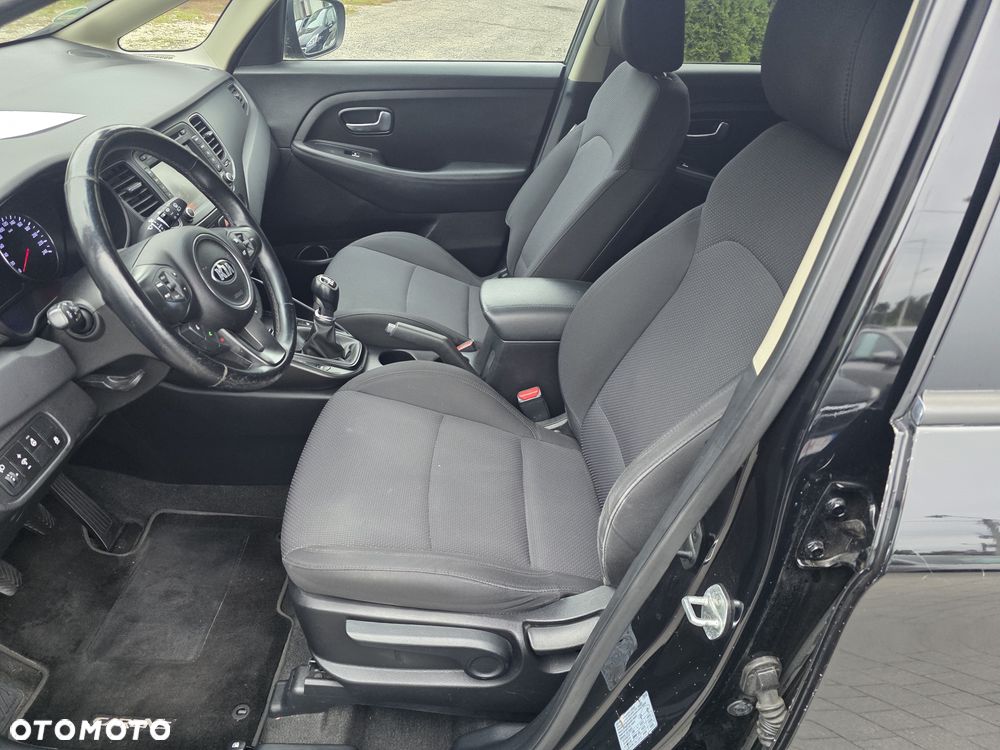 Kia Carens 1.7 CRDi 136 Fifa World Cup Edition - 8