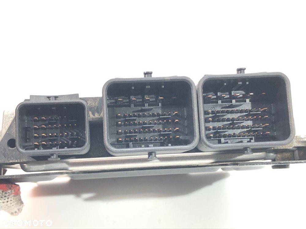 KOMPUTER SILNIKA  PEUGEOT 5008 (0U_, 0E_) 2009 - 2017 1.6 16V 115 kW [156 KM] benzyna 2009 - 2017 - 3