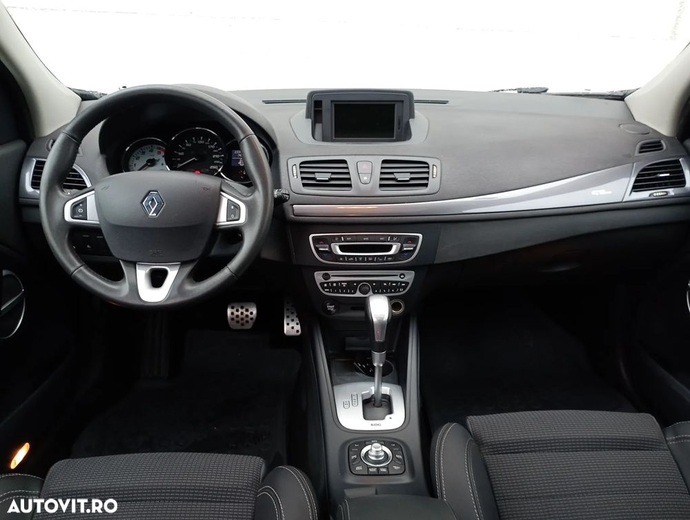 Renault Megane Grandtour dCi 110 FAP EDC BOSE Edition - 6