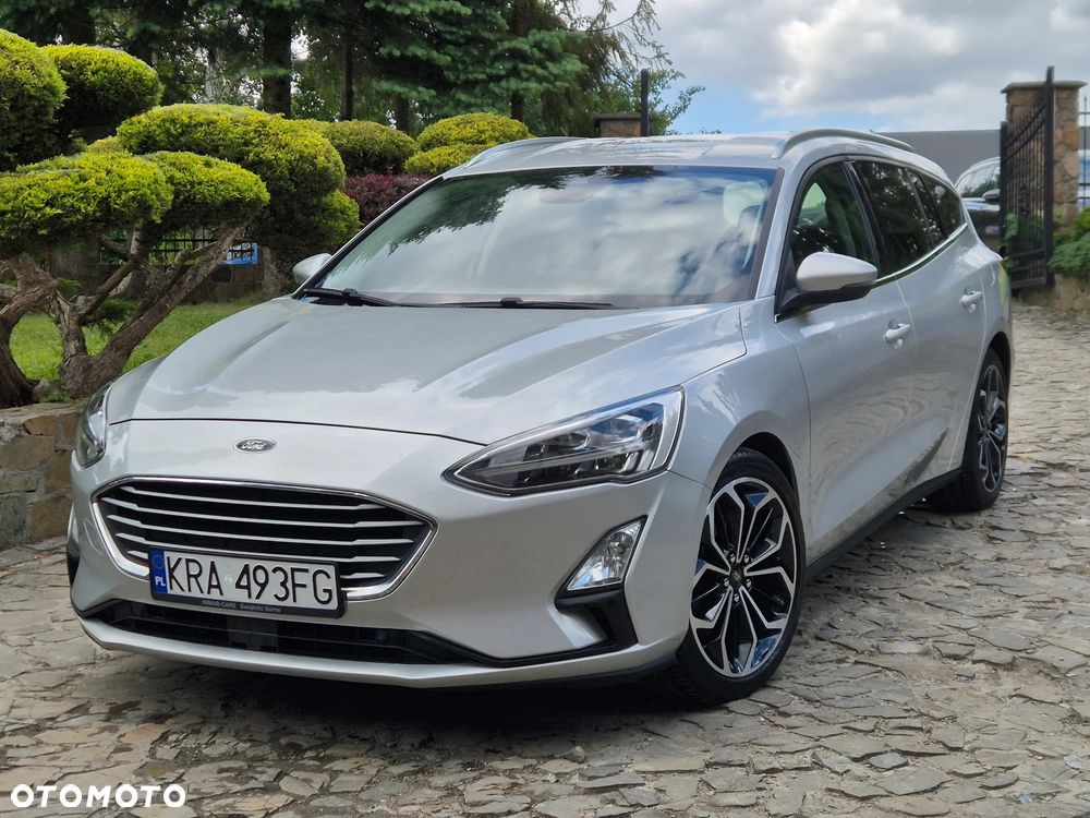 Ford Focus 1.5 EcoBlue Start-Stopp-System TITANIUM - 11