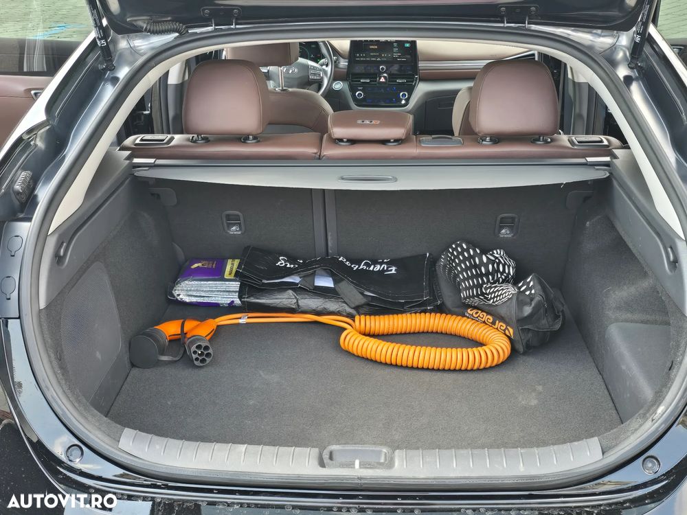 Hyundai IONIQ 1.6 GDI Premium - 14