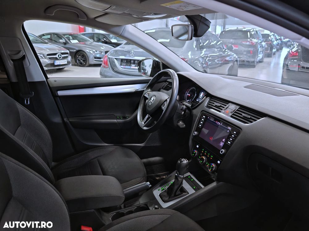 Skoda Octavia 1.6 TDI DSG Ambition - 7
