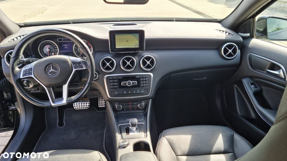 Mercedes-Benz Klasa A 45 AMG 4Matic AMG Speedshift 7G-DCT - 12