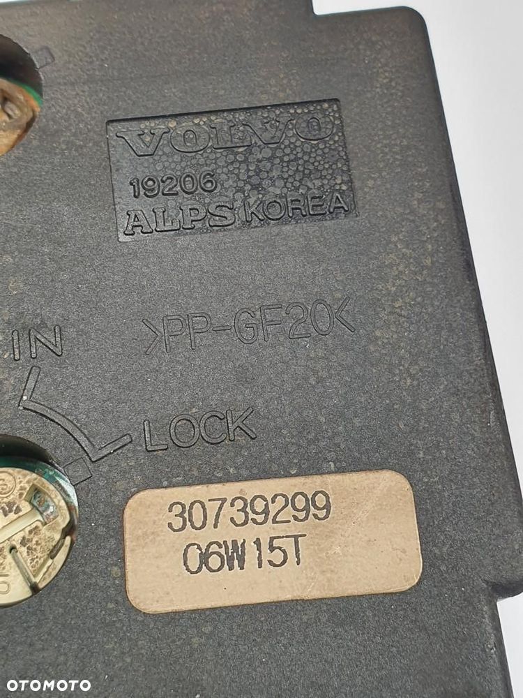 PANEL REGULACJI ŚWIATEŁ PRZYCISK KLAPKI PALIWA VOLVO C70 II 30739299 - 5