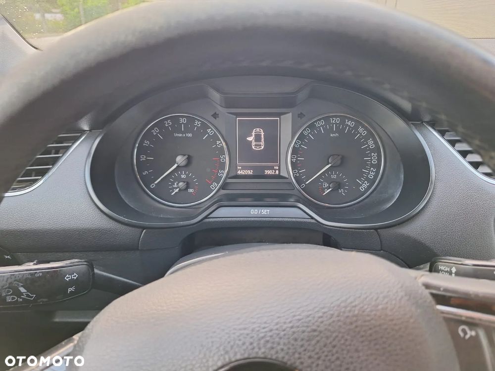 Skoda Octavia 1.6 TDI Active - 9