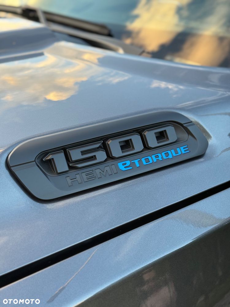 RAM 1500 - 23