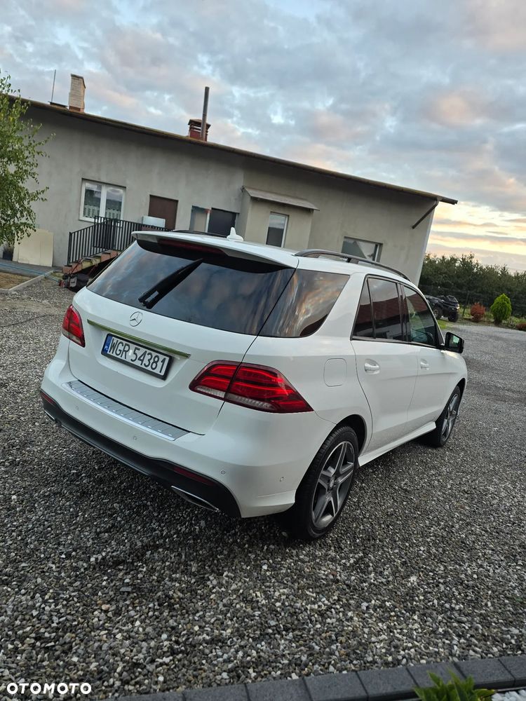 Mercedes-Benz GLE 250 d 4-Matic - 4