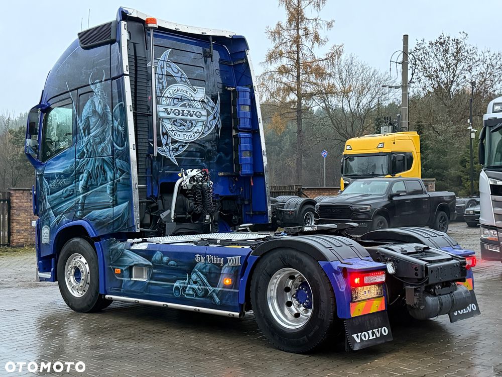 Volvo 540 XL z Niemiec aerograf TV Show Truck pełne wyposażenie skóry - 7