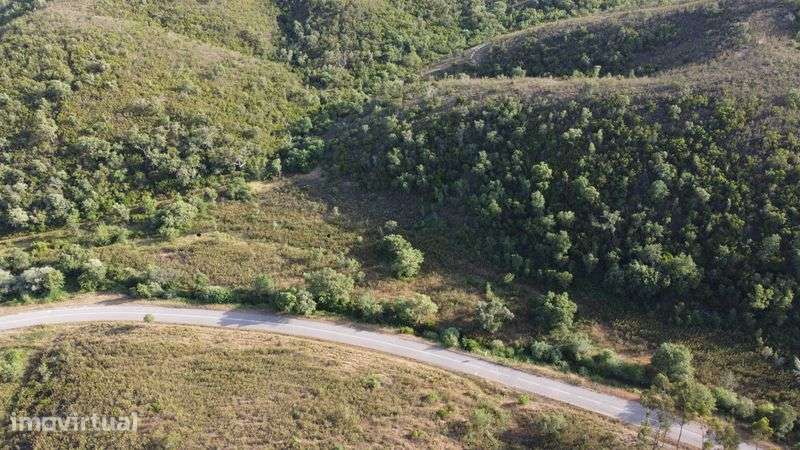 2 terrenos são marcos da serra - Grande imagem: 4/12