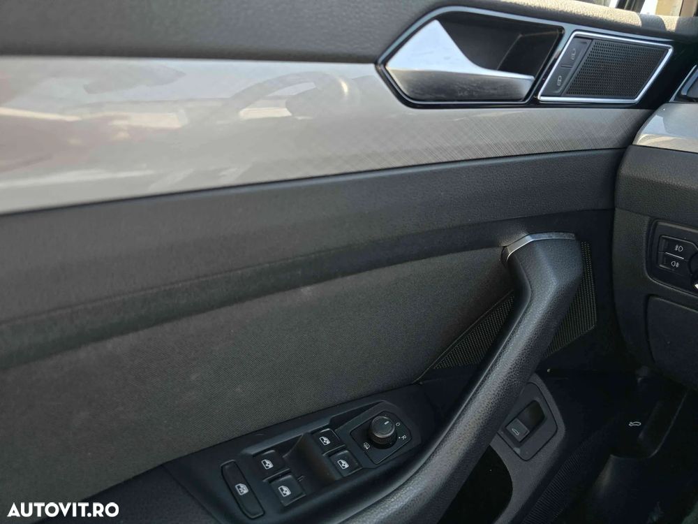 Volkswagen Passat - 17