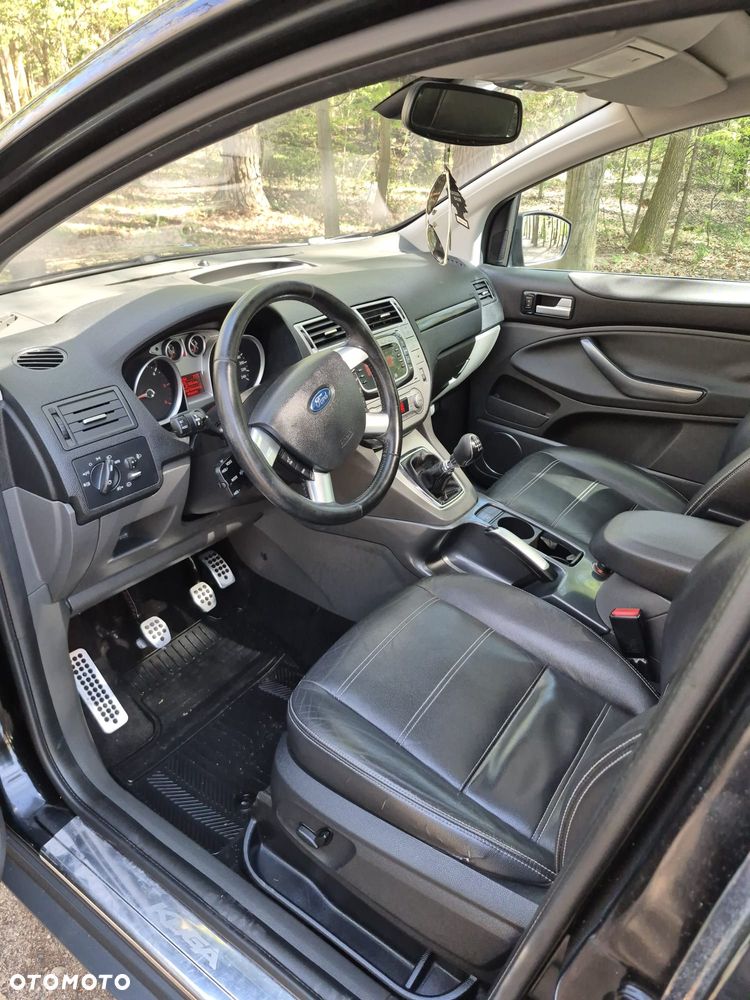 Ford Kuga 2.0 TDCi Titanium - 4