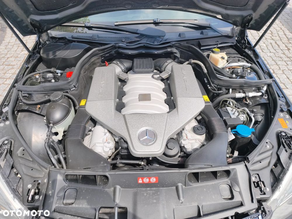 Mercedes-Benz Klasa C 63 AMG 7G-TRONIC SPORT EDITION - 8
