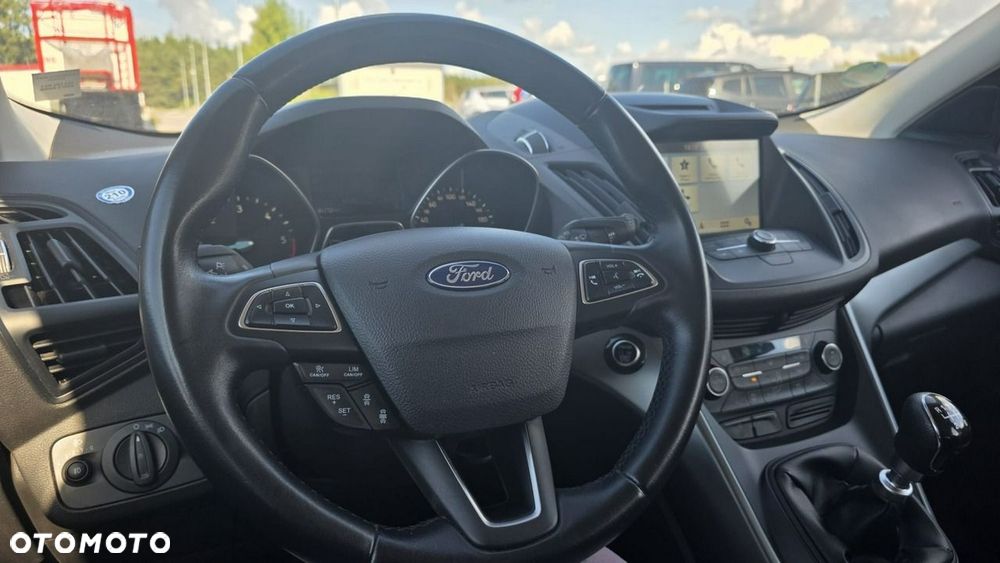 Ford Kuga - 14