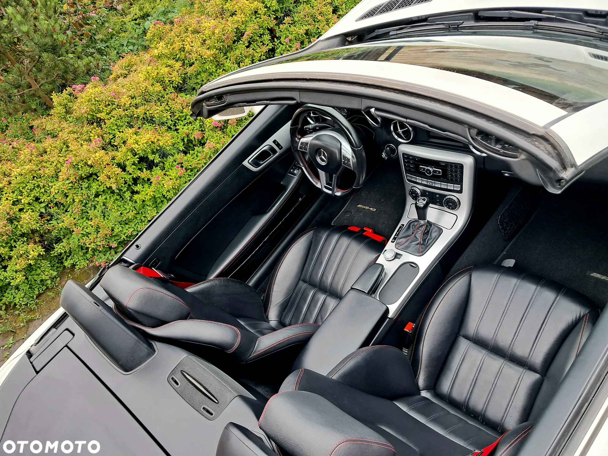 Mercedes-Benz SLK 250 CGI - 13