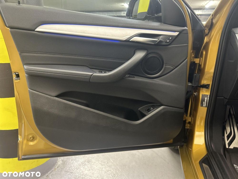 BMW X2 - 11