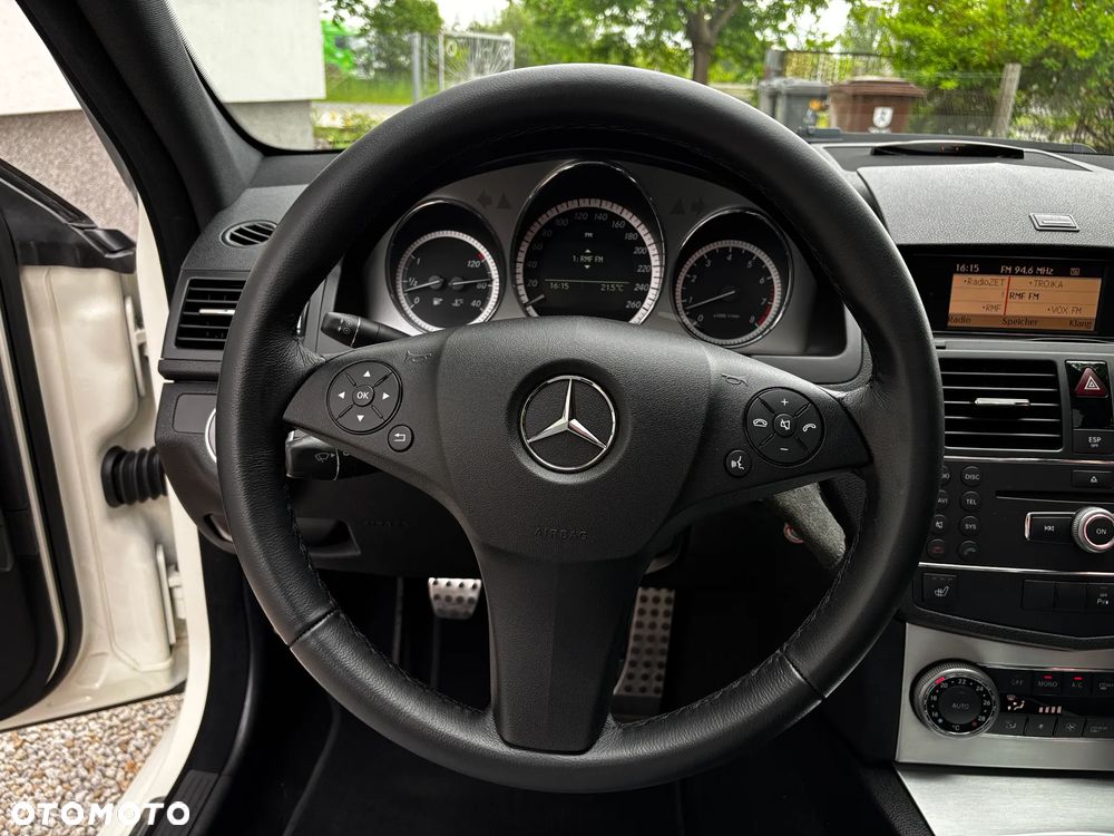 Mercedes-Benz Klasa C 200 Kompressor Avantgarde - 37