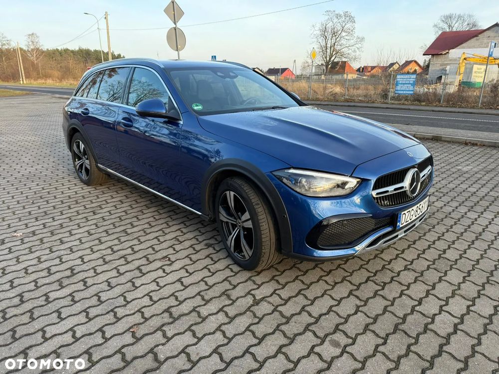 Mercedes-Benz Klasa C 220 d 4Matic 9G-TRONIC Avantgarde - 2