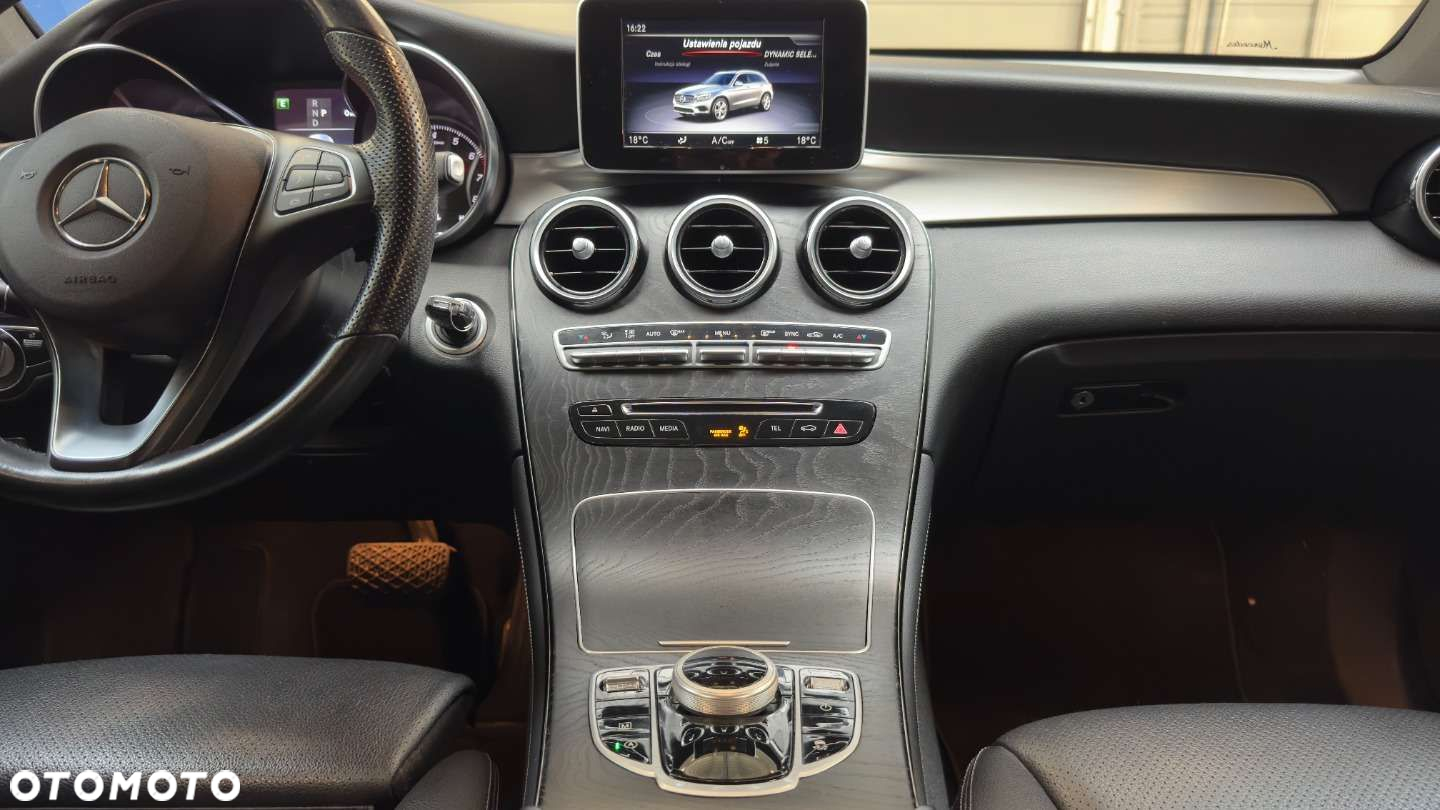 Mercedes-Benz GLC - 29
