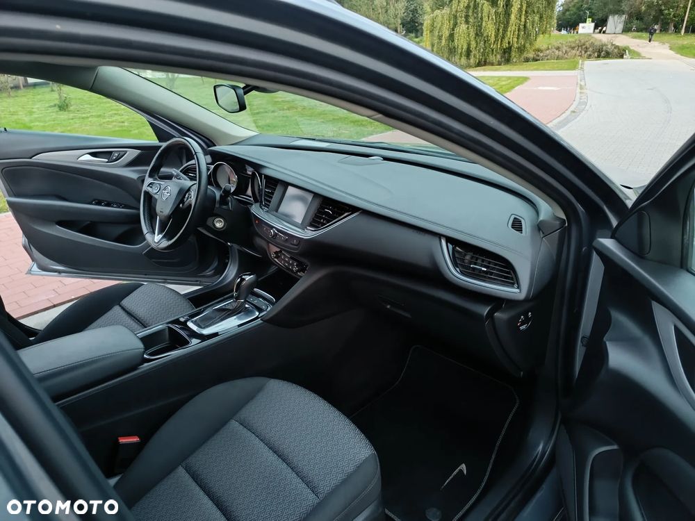 Opel Insignia - 9
