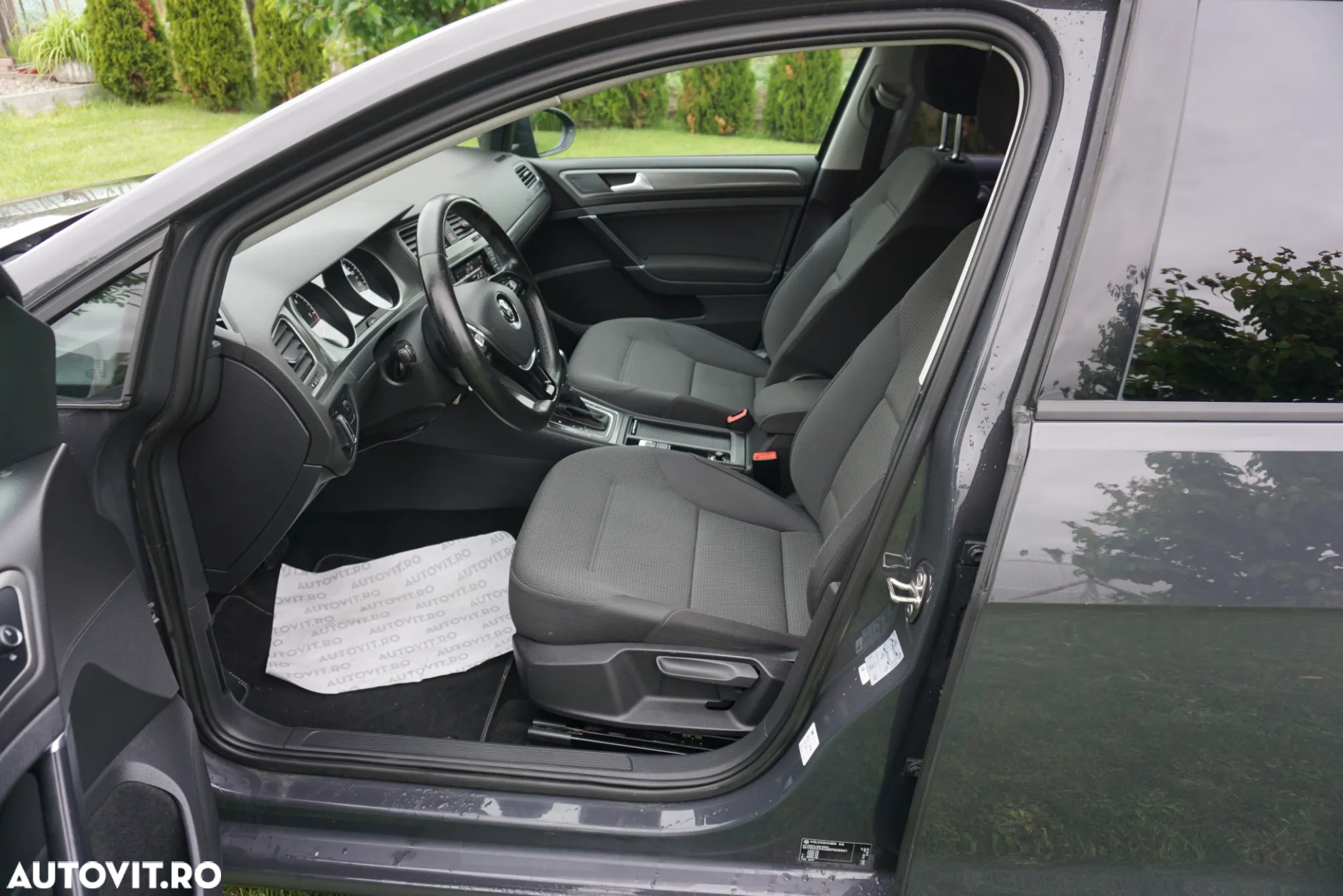 Volkswagen Golf 1.6 TDI BlueMotion Technology DPF Highline DSG - 6