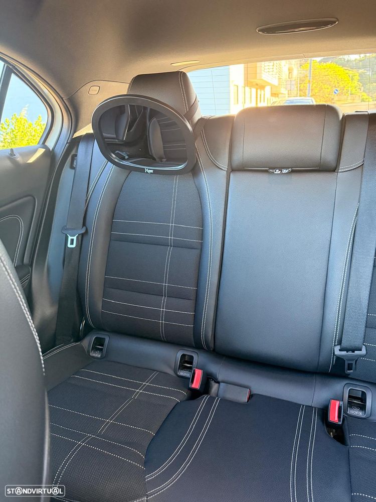 Mercedes-Benz A 180 d Urban - 19