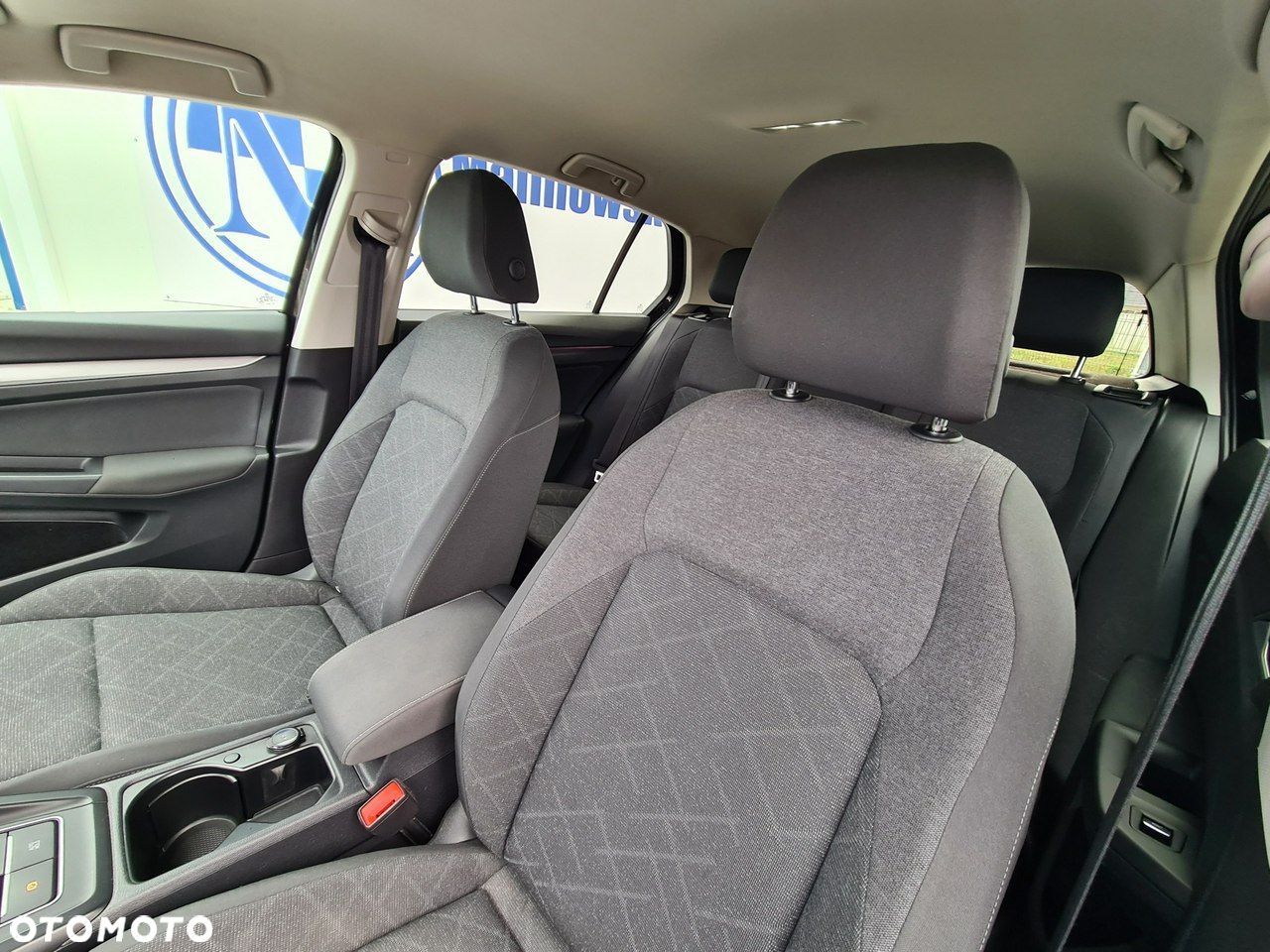 Volkswagen Golf 1.5 TSI ACT OPF Comfortline - 26