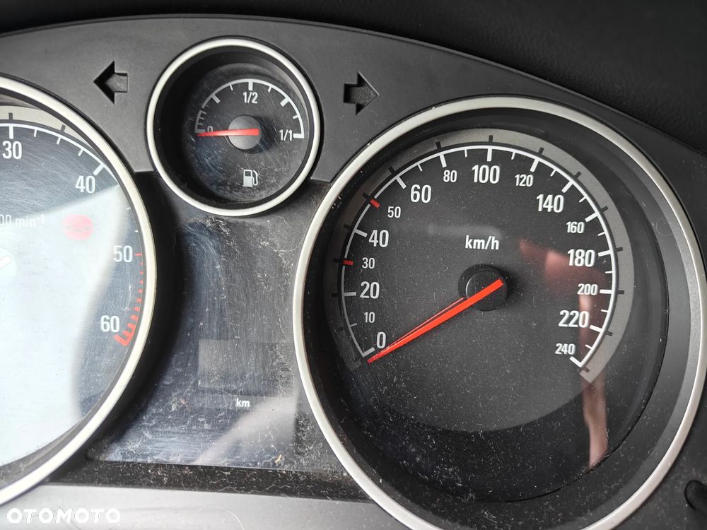 Opel Astra 1.7 CDTI Cosmo - 5