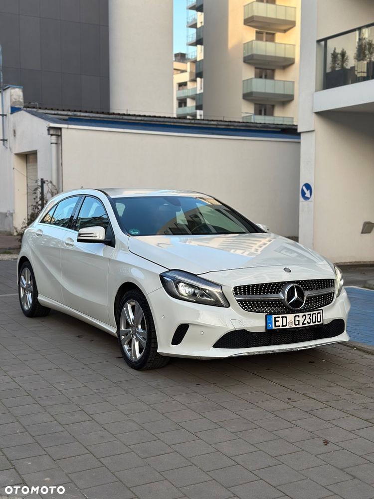 Mercedes-Benz Klasa A 180 7G-DCT SCORE - 11