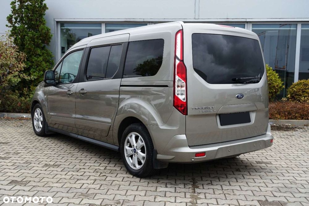 Ford Tourneo Connect Grand - 4