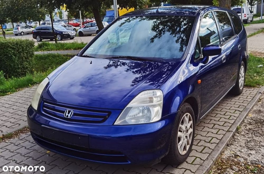 Honda Stream 1.7i ES - 1