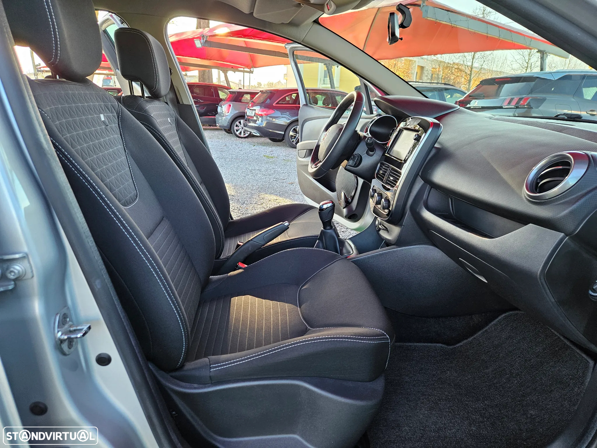Renault Clio 1.5 dCi Limited - 28