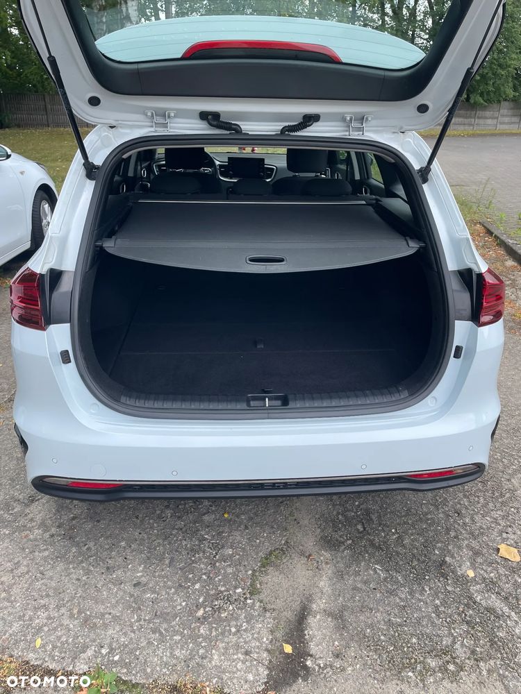 Kia Ceed 1.5 T-GDI M - 13