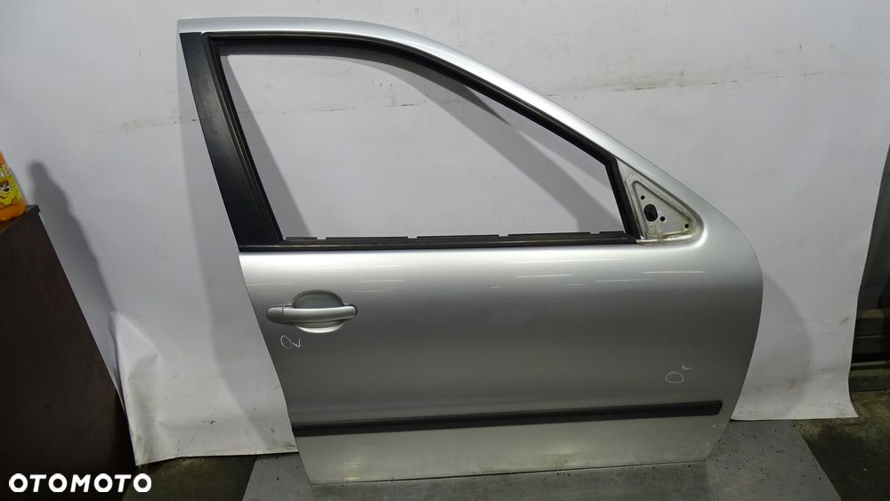 DRZWI PRAWY PRZÓD SEAT LEON - 1