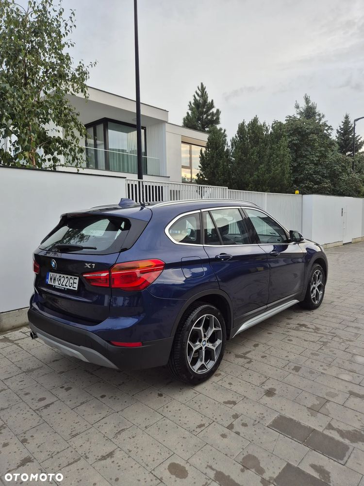BMW X1 sDrive18i - 9