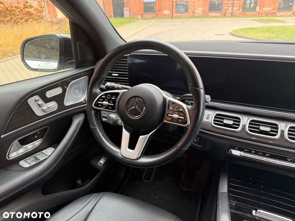 Mercedes-Benz GLE - 22