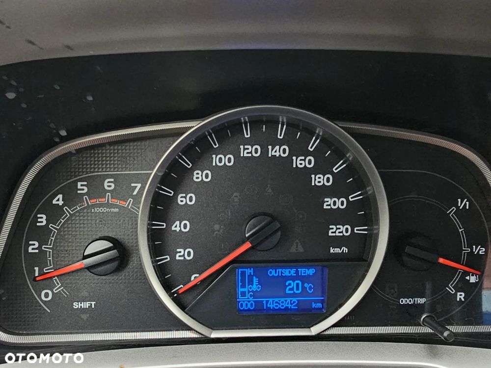 Toyota RAV4 2.0 D-4D 4x4 Comfort - 8