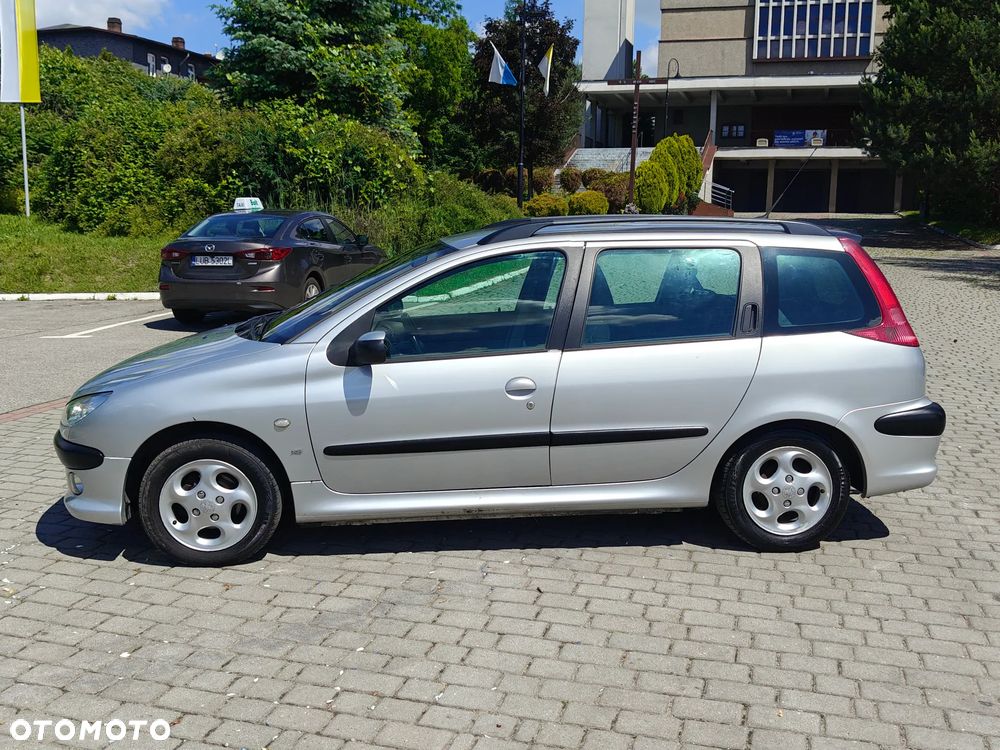 Peugeot 206 75 Grand Filou - 15