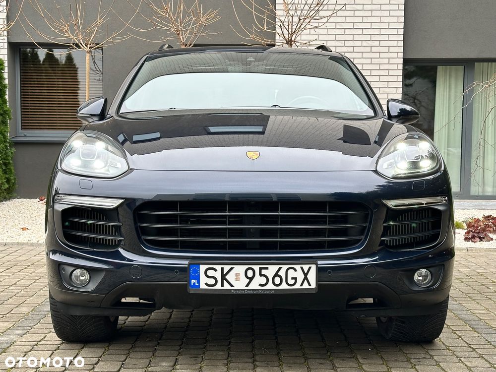 Porsche Cayenne S - 2
