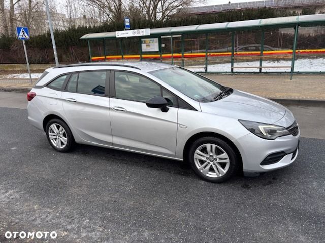 Opel Astra 1.2 T Business Elegance S&S - 9