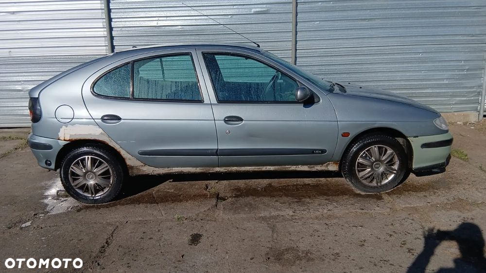 Tylko Części Renault Megane I PHI 1.6 8v K4M702 90KM 66kW 5d hb 95-99r Lakier MV920 - 2
