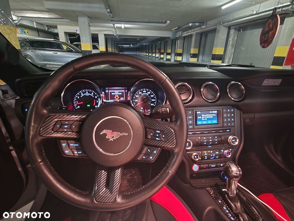 Ford Mustang - 9