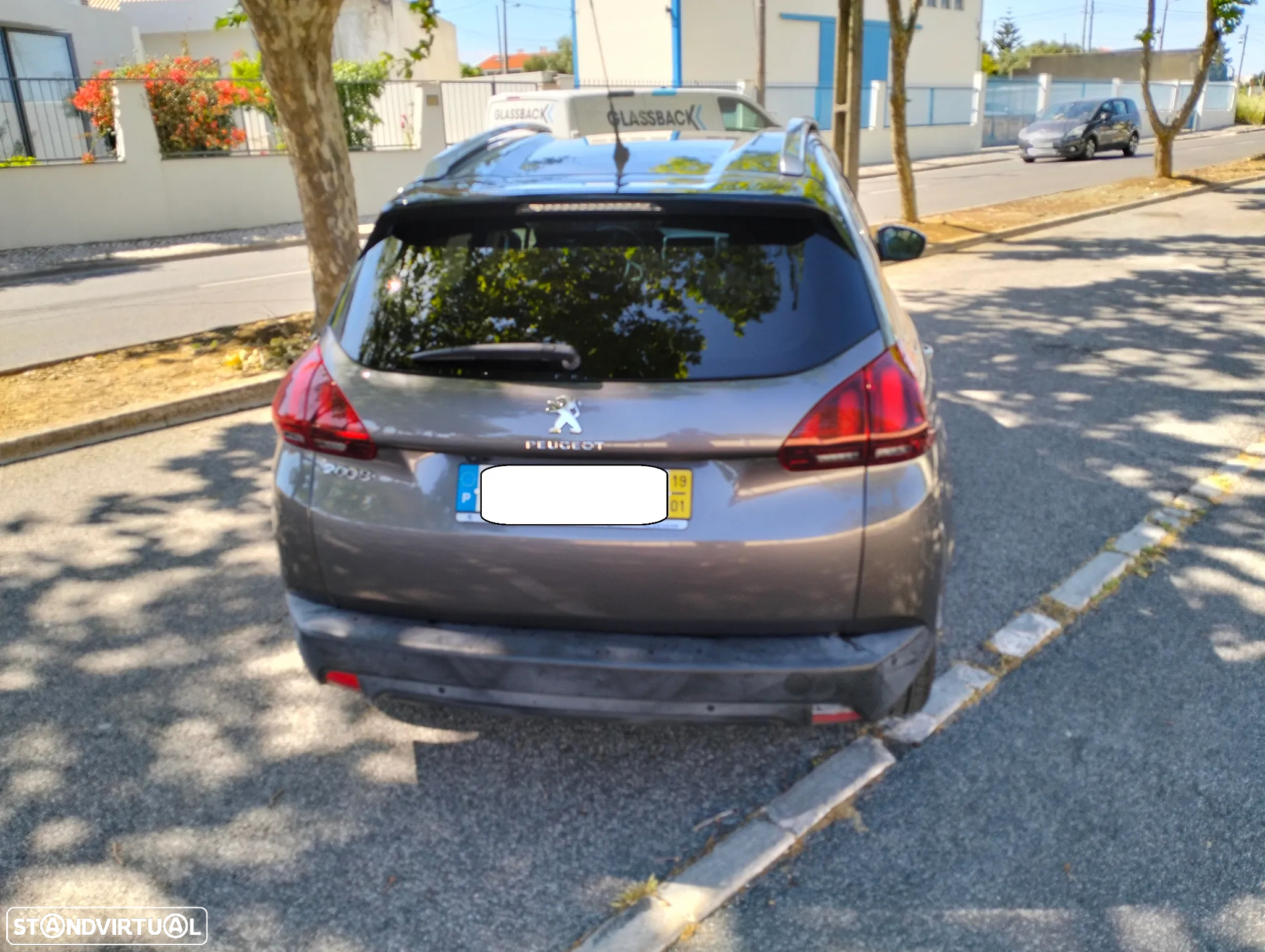 Peugeot 2008 1.2 PureTech Style - 4