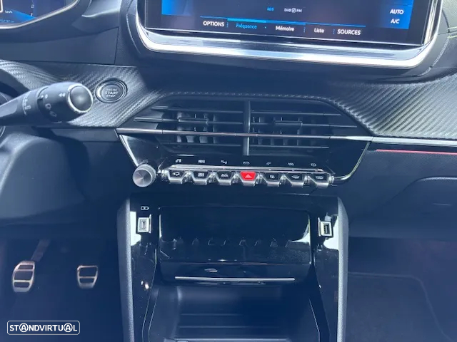 Peugeot 2008 PureTech 130 Stop&Start GT-Line Edition - 39