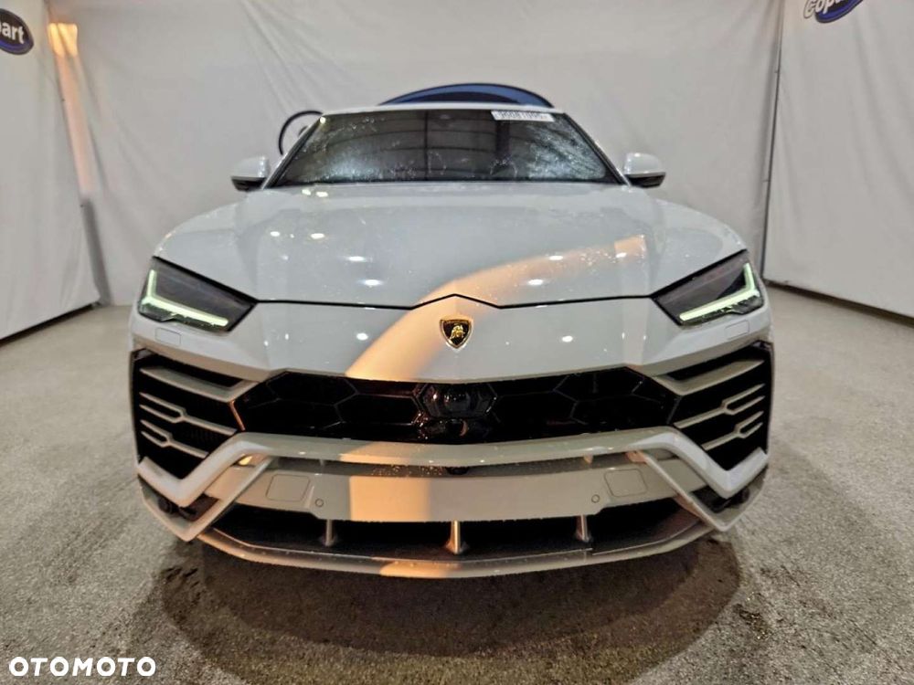 Lamborghini Urus - 7