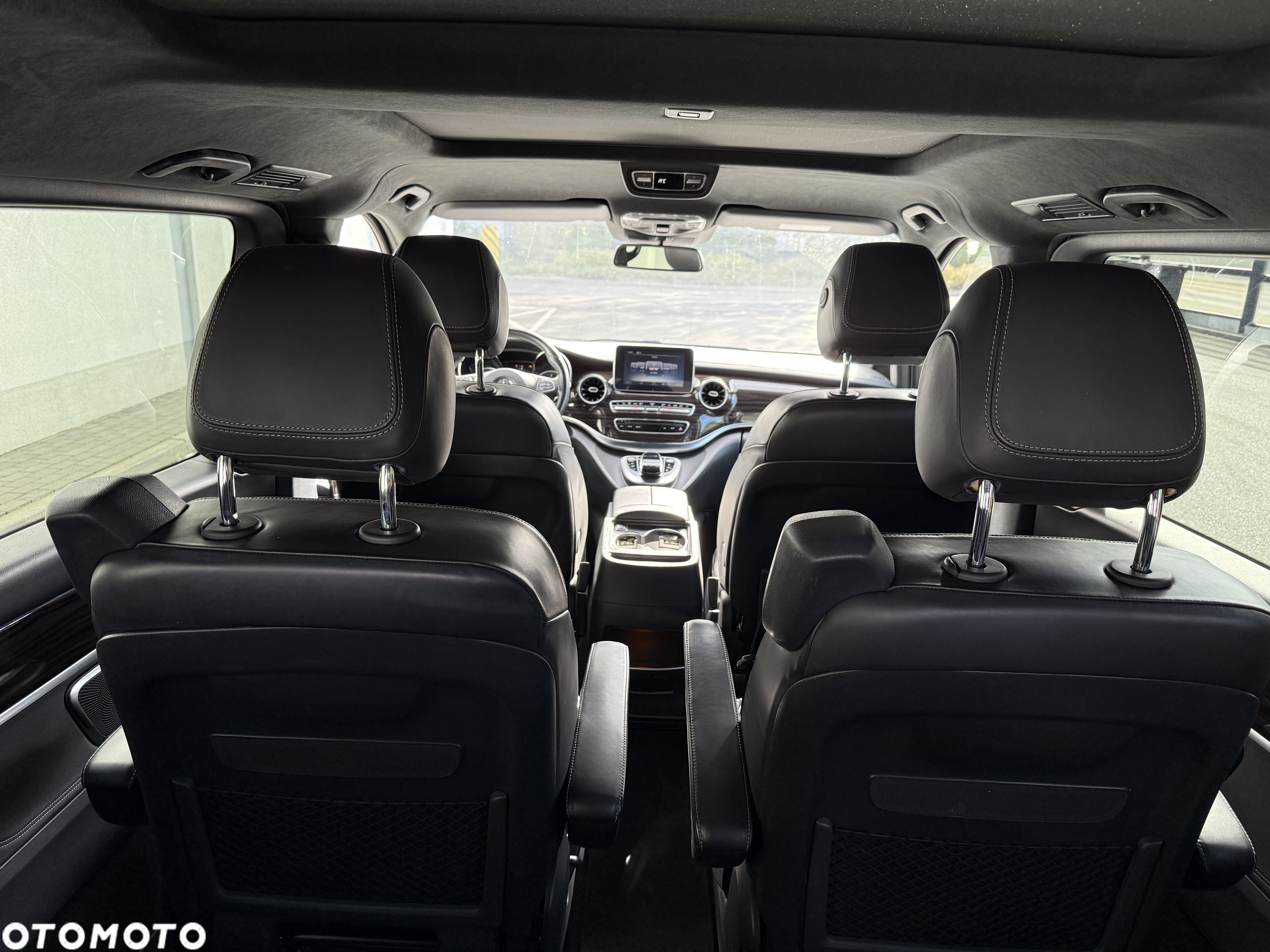 Mercedes-Benz Klasa V 300 d 4-Matic 9G-Tronic - 24