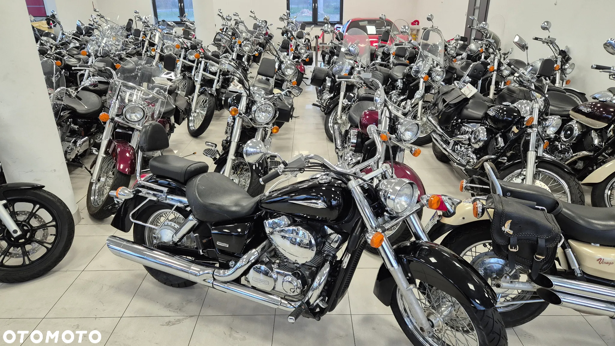Suzuki Intruder - 22