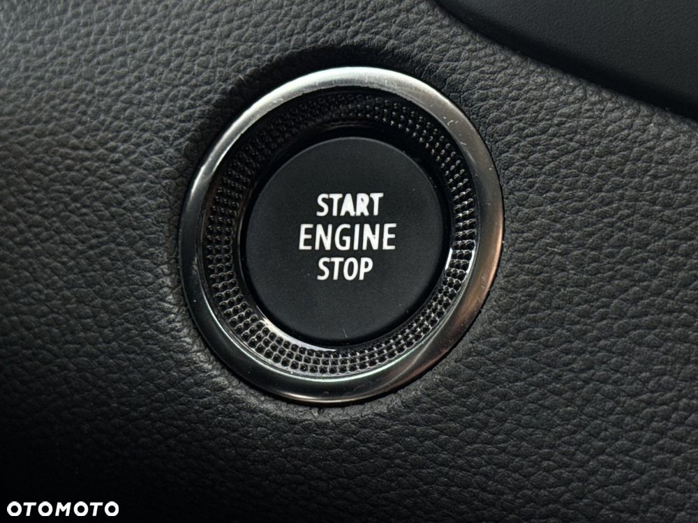 Renault Megane 1.3 TCe FAP Intens EDC - 28