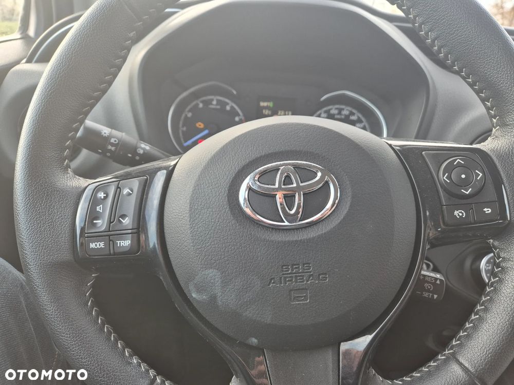 Toyota Yaris 1.0 Active - 11