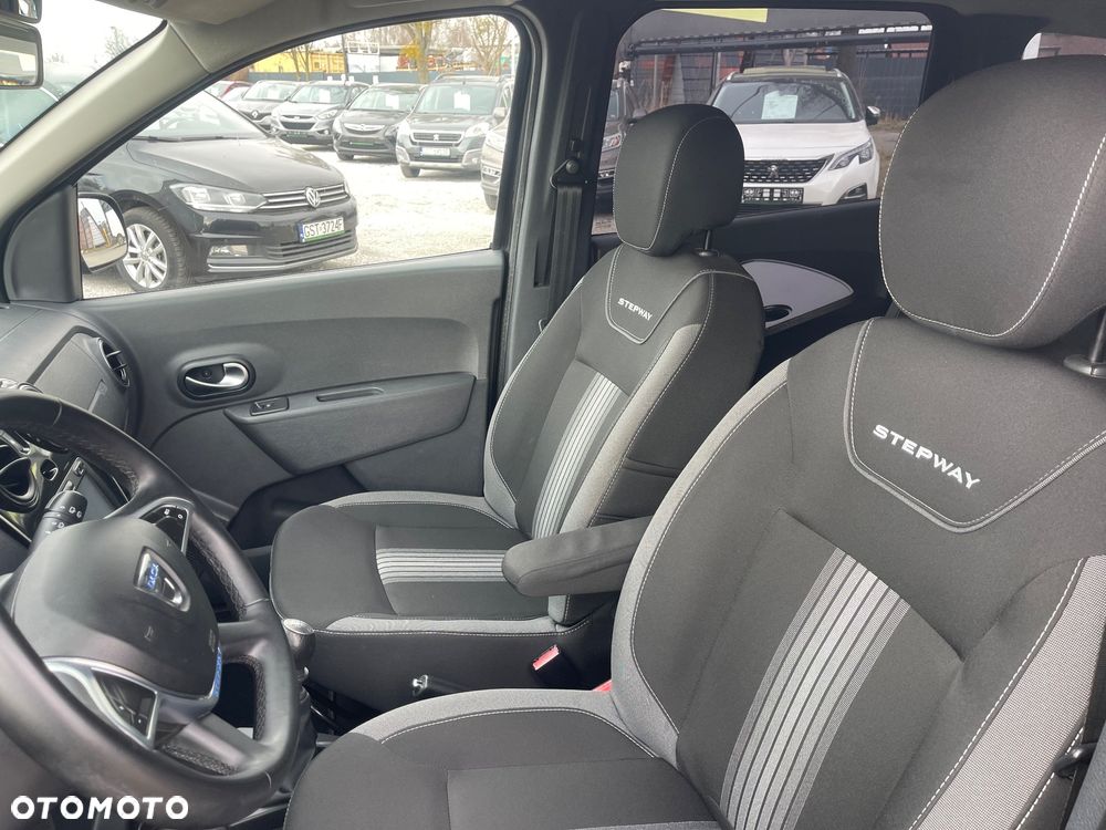 Dacia Lodgy dCi 110 Stepway - 9