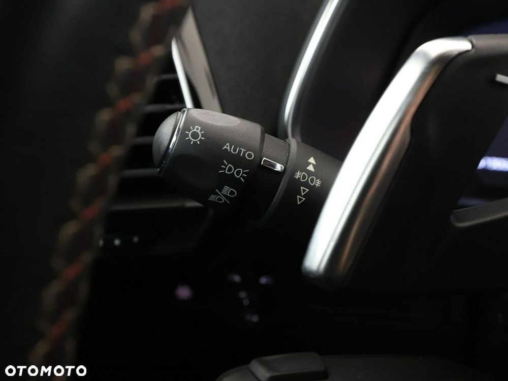 DS Automobiles DS 7 Crossback 1.6 PureTech Performance Line + - 36